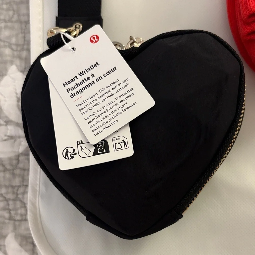 🖤Lululemon Heart Wristlet ~ Daily Essentials Socks & Lululemon White Shopper~NWT